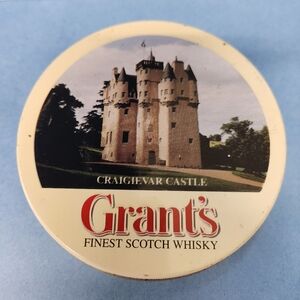 Grant's Whiskey 6 Scottish Castle Coasters in Tin - Vintage, Pre-owned
